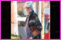 Gary Busey Pulls Pants Down, Exposes Penis to Urinate in Public